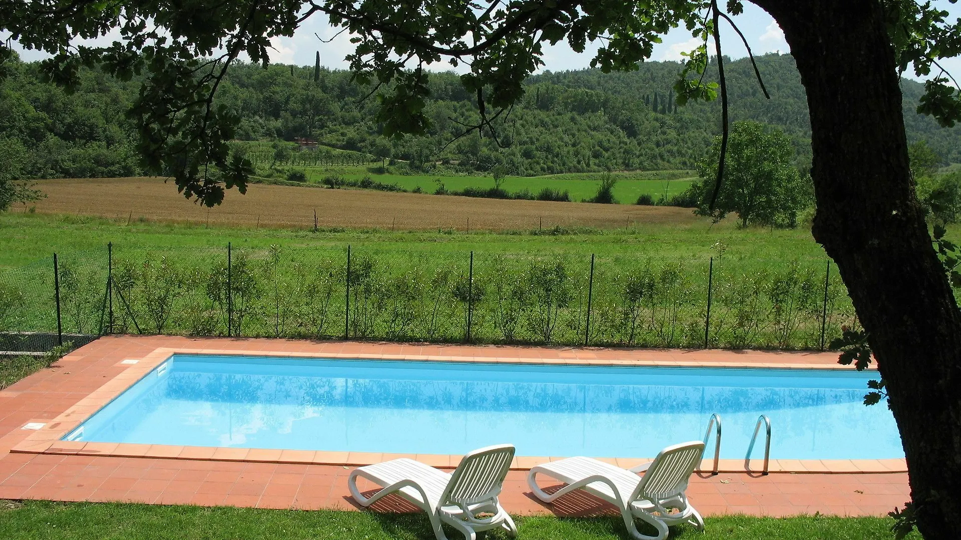 Villa Bardino Albisano Italy